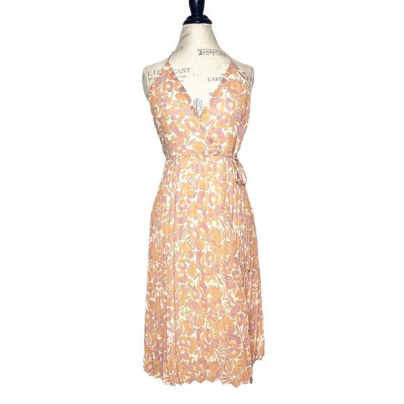 ASTR The Label | Women | Marcela Floral Halter Neck Backless Wrap Dress | Medium - Picture 2 of 10